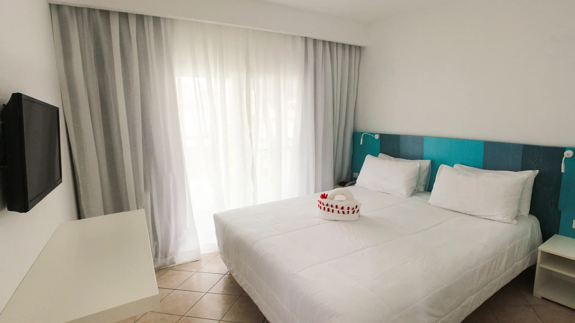 Viva Tangerine By Wyndham, A Trademark All Inclusive Cabarete